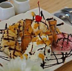 Eden Cafe’ food