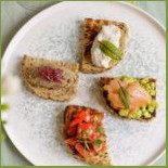 Luna Cafe Bistro Comida