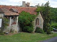 L'auberge Du Chateau outside