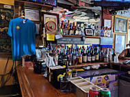 Augie's Bar & Bait Shop food