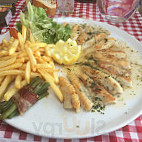 Chez Maxime food