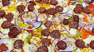 Royal Pizza Cantenay food