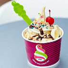 Menchie's Frozen Yogurt food