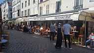 Café Du Marché inside