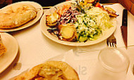 Restaurant Kosher Pitzman food