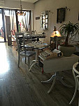 Dop Trattoria inside