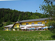 Karawankenblick Am Pyramidenkogel inside