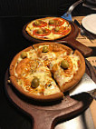 Punto Pizza food