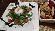 Trattoria La Mamma Italiana food