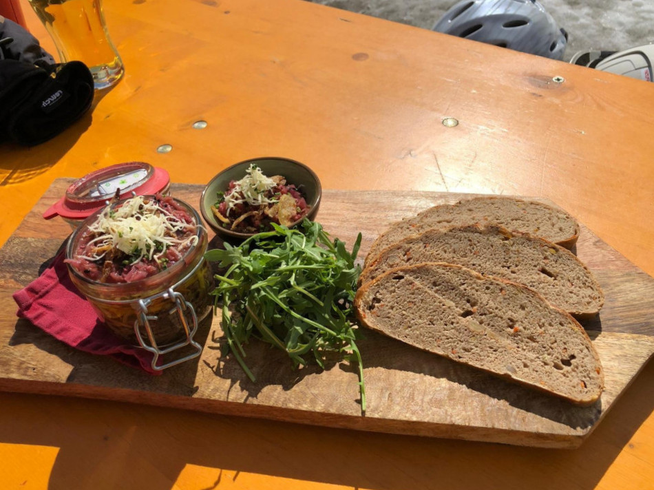 restaurant image