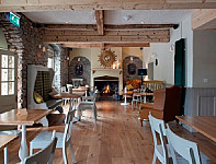 The Mendip Inn inside