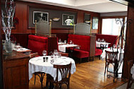 Le Bistrot De La Paix food