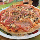 Pizzeria Donatella food