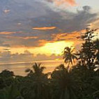 Le Chissioua Ecogîtes Salon De Thé à Sada Tahiti Plage outside