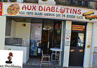 Aux Diablotins inside