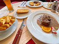 Schanzer Steakhouse food