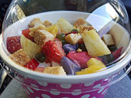 Ziggy's Frozen Yogurt food