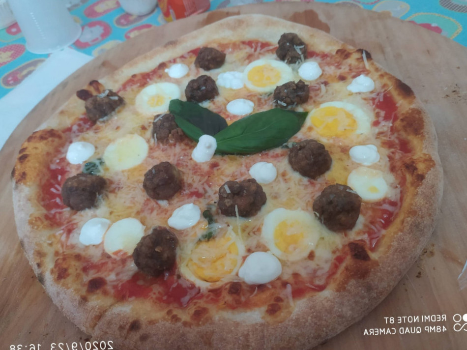 Grizzly Pizza În interior
