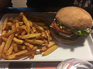 Burger sur Vienne food