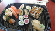 Lins Sushi food