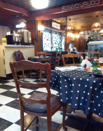 restaurant image