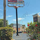 TGI FRIDAYS - Intercove outside