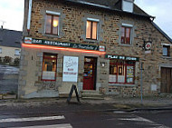 La Fourchette outside