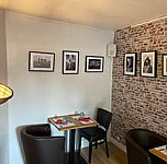 Le Cafe 16 Saint-brieuc inside