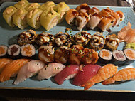 Jadore Sushi food