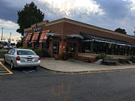 Applebee's Grill outside