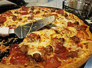 Barro's Pizza food