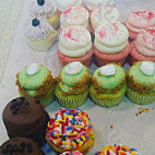 Gigi's Cupcakes food