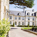 Château De Sully food