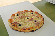 Pizza A L'ancienne food