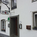 Gasthaus zur Rose outside