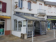 Bistrot Des Halles food