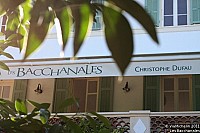 Les Bacchanales outside