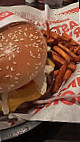 Red Robin Gourmet Burgers And Brews food