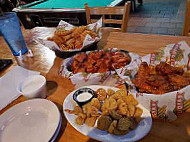 Bayou City Wings food