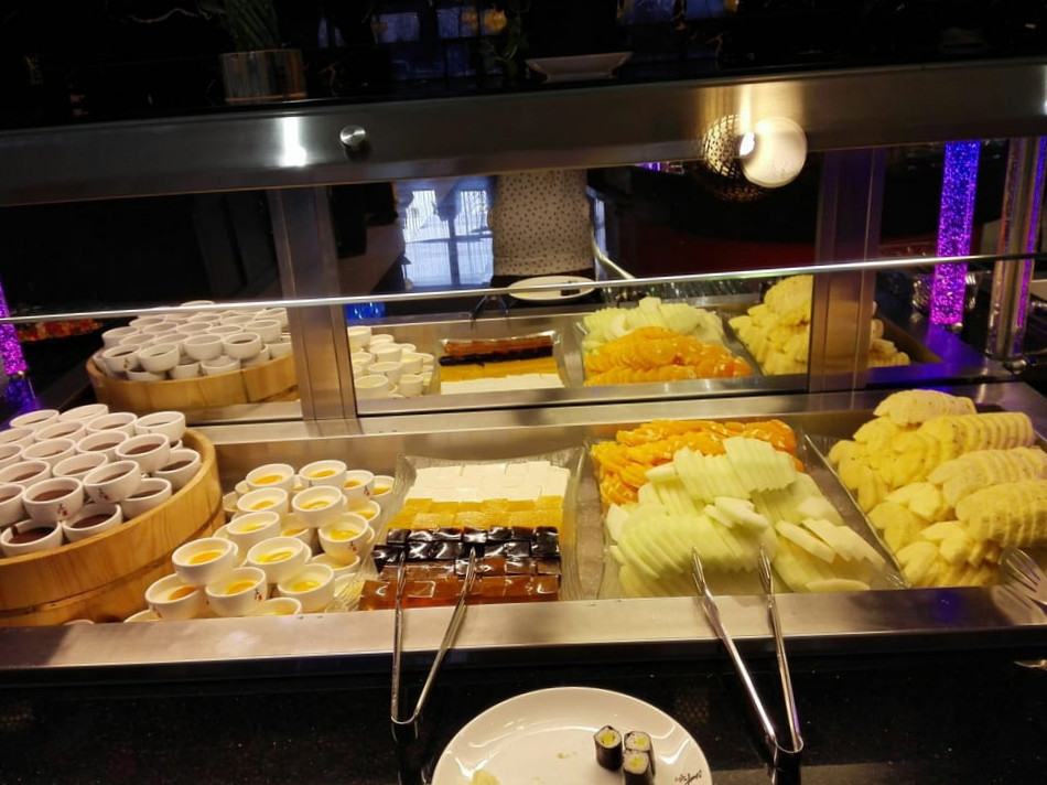 restaurant image