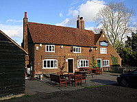 The Cross Keys inside