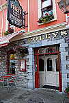 Foleys inside