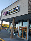 The Habit Burger Grill outside