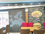 Marina Pizza inside