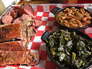 Sea Smoke Barbecue food