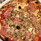 Pizza del arte food