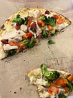 Mod Pizza food