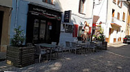 Le Bistrot Des Gueules Rouges inside