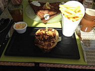 Les Jardin Du Menhir food