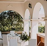Curtea Bizantina inside